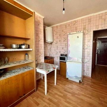 Продам 1 ком квартиру на Высоцкого в новом доме.