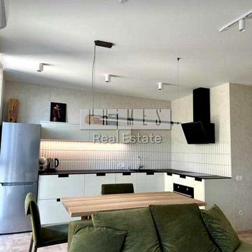 Продаж 2к квартири,  пр. Науки 58, Деміївка