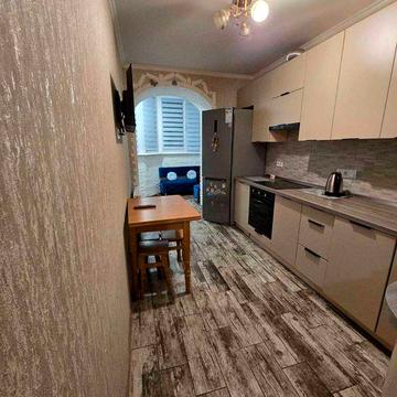 Оренда 2-кімнатної квартири навпроти Центрального парку ,вид на парк