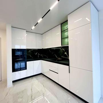 Залізнична вул., 9