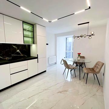 Залізнична вул., 9