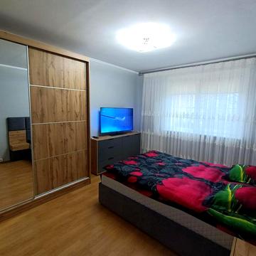 Оренда /3 кімнатної  Квартири / Пасічна