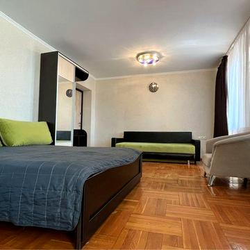 Оренда 1к центр Чернишевського 15