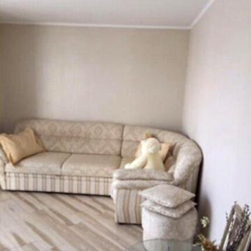 Окремий будинок в царському селі 3к, є гараж окремий двір