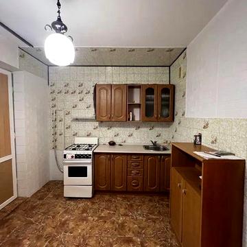 Продам простору 2к квартиру Виставка