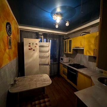 Здається в оренду 2-х кімнатна квартира в самому центрі міста