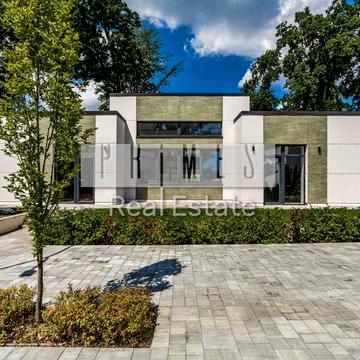 Продаж нового 4- к будинку з ремонтом 172 м 2 з Лісники поруч Київ