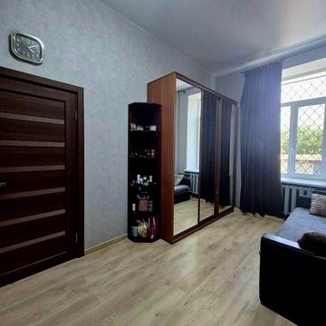 Продам 2к.кв вул.Залізнична 1А. Рн Сортувальна.м.Центр ринок