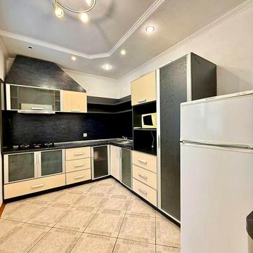 Довгострокова оренда 3к Квартира Незалежності проспект