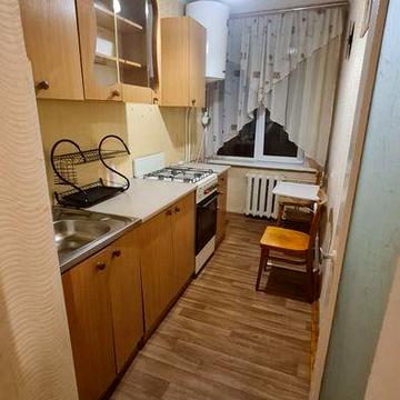 1к. 29м2, біля НАУ пішки. Світло Є! Любомира Гузара - Комарова 17-А!