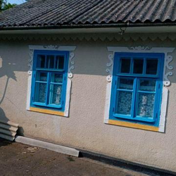 Здається будинок на довгострокову оренду