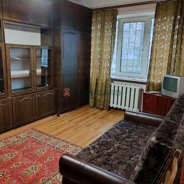 Продам однокімнатну квартиру на правому березі.