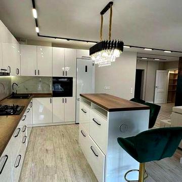 Оренда дизайнерської 2 км квартири в самому центрі міста