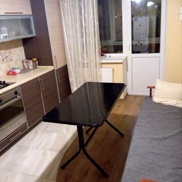 Оренда однокімнатної квартири вулиця Подільська 175/4