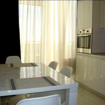 Однокімнатна квартира з видом на море в 3 Перлині