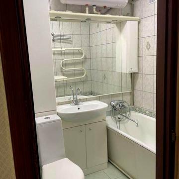 Сдам 2 кв метро Армейская Новые Дома 8000 гр.