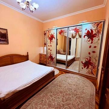 Оренда 3-к квартири (Котляревського)