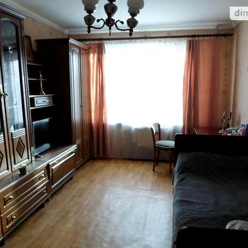 Продаж 3к Квартира Хоткевича Гната вулиця