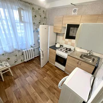 Братиславська вул., 42-А