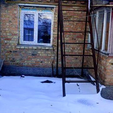 Продаж частини будинку