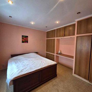 Статус.Простір.Приватність,Част. будинку з мансардою та окремим двором