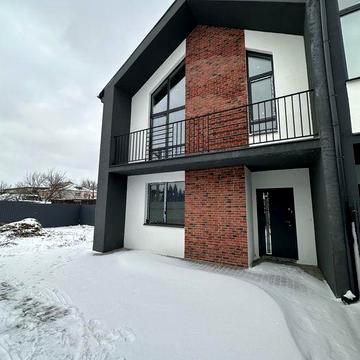 Таунхаус в Гостомелі біля озера