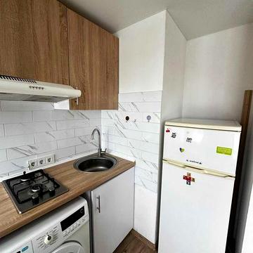 Продам 1к квартиру Без комісіі  Дніпровський Березняки пр-т Тичини 5/1