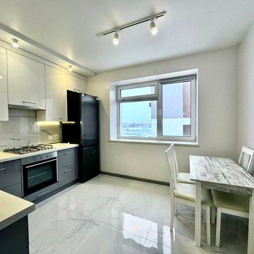 Оренда просторої 3 кімнатної квартири в новобудові