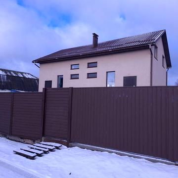 Будинок, дім на два входи, земельна ділянка