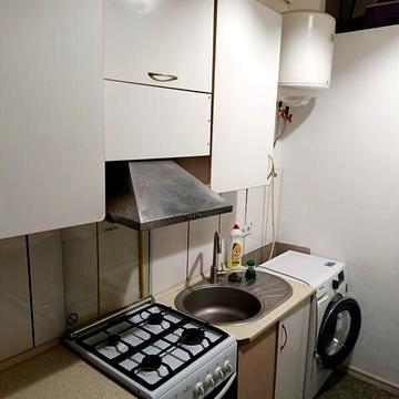 Продаж 1к Квартира Кирила і Мефодія вулиця