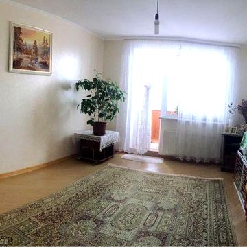 Продам квартиру двох кімнатна ( район Болгари)