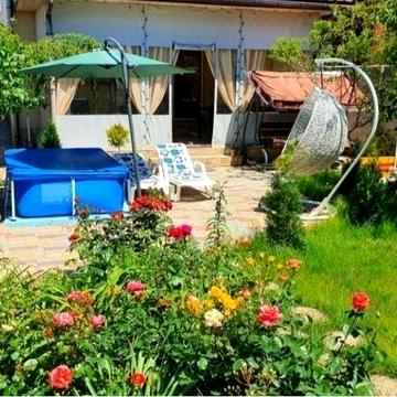 Будинок біля моря в Одесі, Совіньйон.