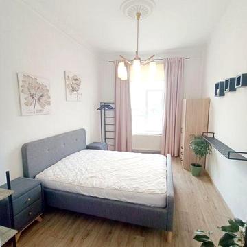 Оренда 1 кімнатної квартири в центрі вул.Медова