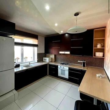 Продаж великої квартири з ремонтом.Вул.Амасова.140000$. ЖК Софіївська Слобідка