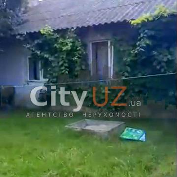 Центральна, 10