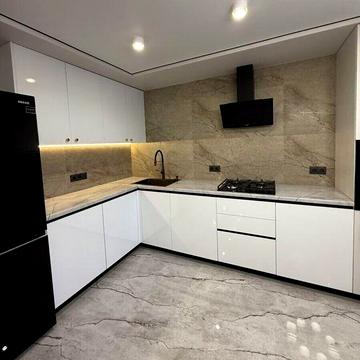 Продаж готової для проживання квартири вул. Курбаса