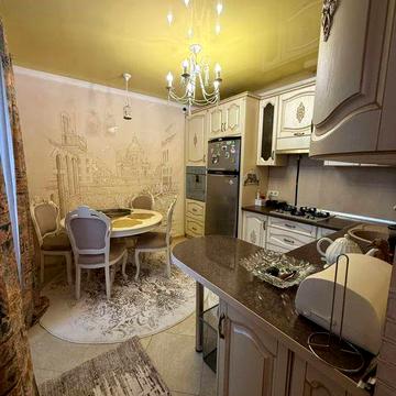 Продаж елітної квартири в центрі м.Луцьк