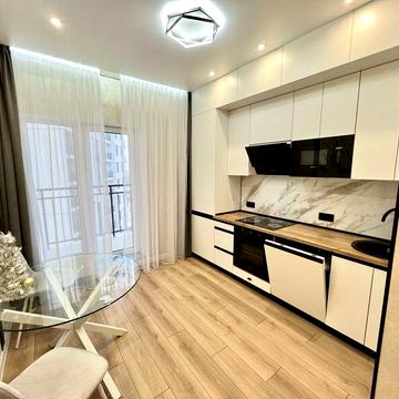 Спальня и студия, 66 жемчужина, Краснова ул,рядом центр,жд-вокзал,море