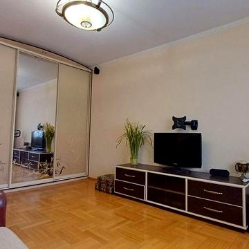 2к біля м. Позняки, газ, 8 поверх, Гмирі ,15