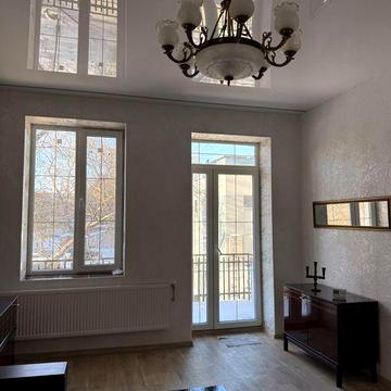 Сдам квартиру в центрі міста Камʼянське