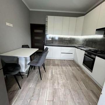 Оренда двокімнатної квартири, Гореничі, можна з маленькою тваринкою,