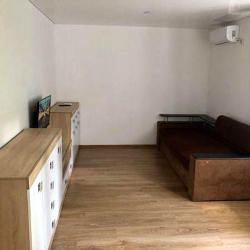 Продам Свою квартиру на пр. Богдана Хмельницкого