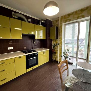 Велика однокімнатна квартира в центрі Ірпеня , жк Соборний