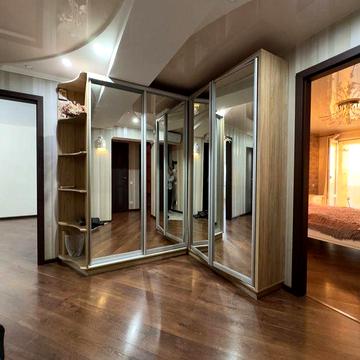 Классная трёхкомнатная квартира с ремонтом и без выключения света