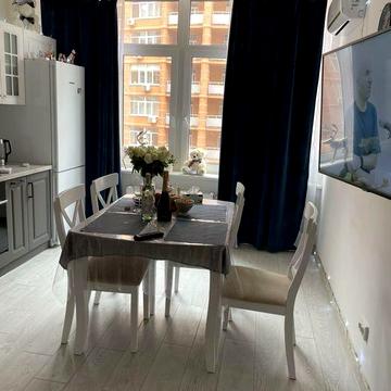 Сдаётся уютная светлая двухкомнатная  квартира