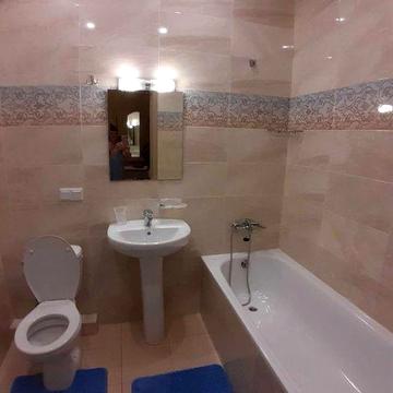 Новий будинок  ЖК АКВАРЕЛІ євроремонт здам 2 кімнатну квартиру