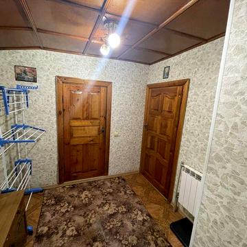 Здається будинок