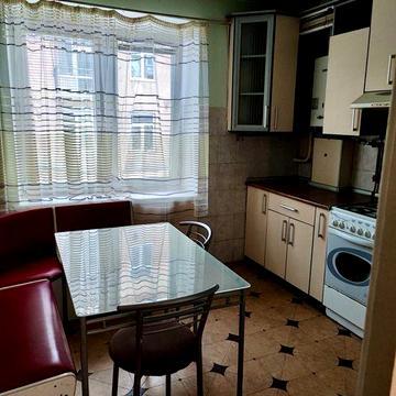 Оренда 1 кімн кв вул. Художня