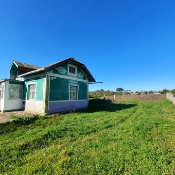 Цегляний будинок у с. Торговиця