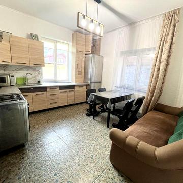 Продаж двокімнатної квартири в новобудові стрий